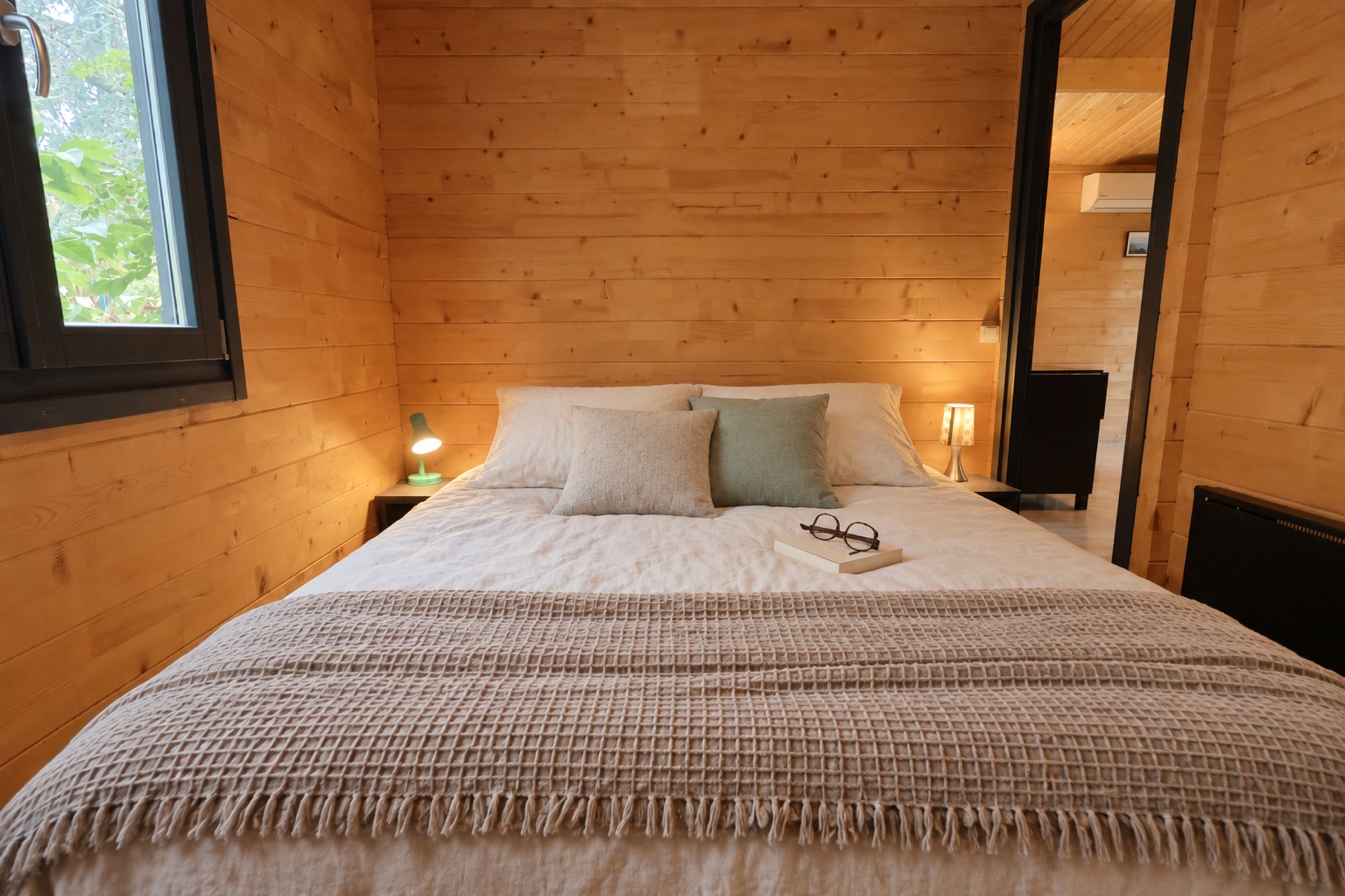 Chambre du chalet avec lit double